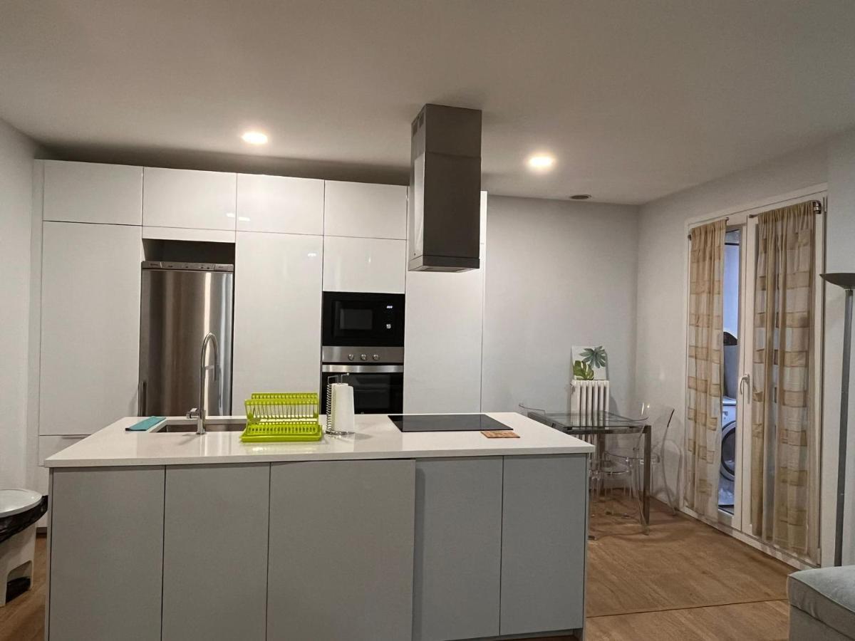 Habitación céntrica con balcón Apartamento Bilbau Quarto foto